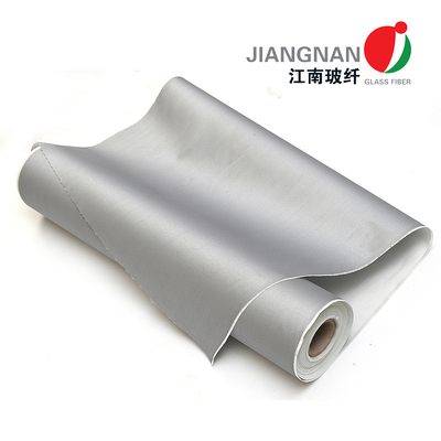0.4mm Fire Protection Grey Polyurethane Fiberglass Cloth Digunakan Untuk Tirai Api Dan Asap