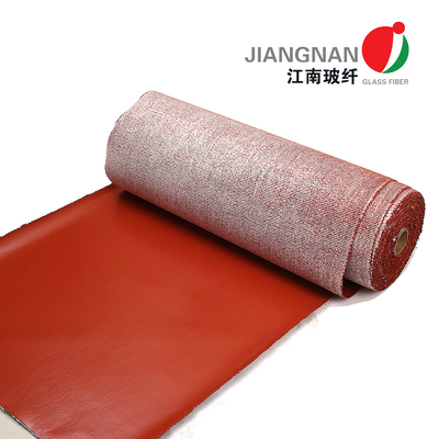 Kain Fiberglass Dilapisi Karet Silikon Tugas Berat Untuk Lengan Isolasi Tahan Panas