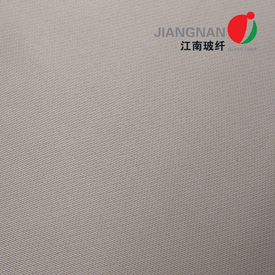 Kain Fiberglass Silika Tinggi 800 * 500N / Dalam Pu yang tidak mudah terbakar Dilapisi untuk B2B Kain Suhu Tinggi